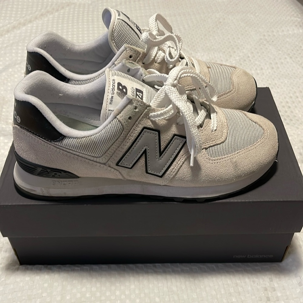 New Balance 574